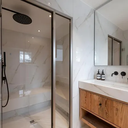 The Alpine Nest By Mrs Miggins * Crans-Montana