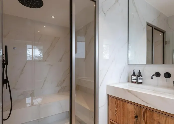 The Alpine Nest By Mrs Miggins * Crans-Montana